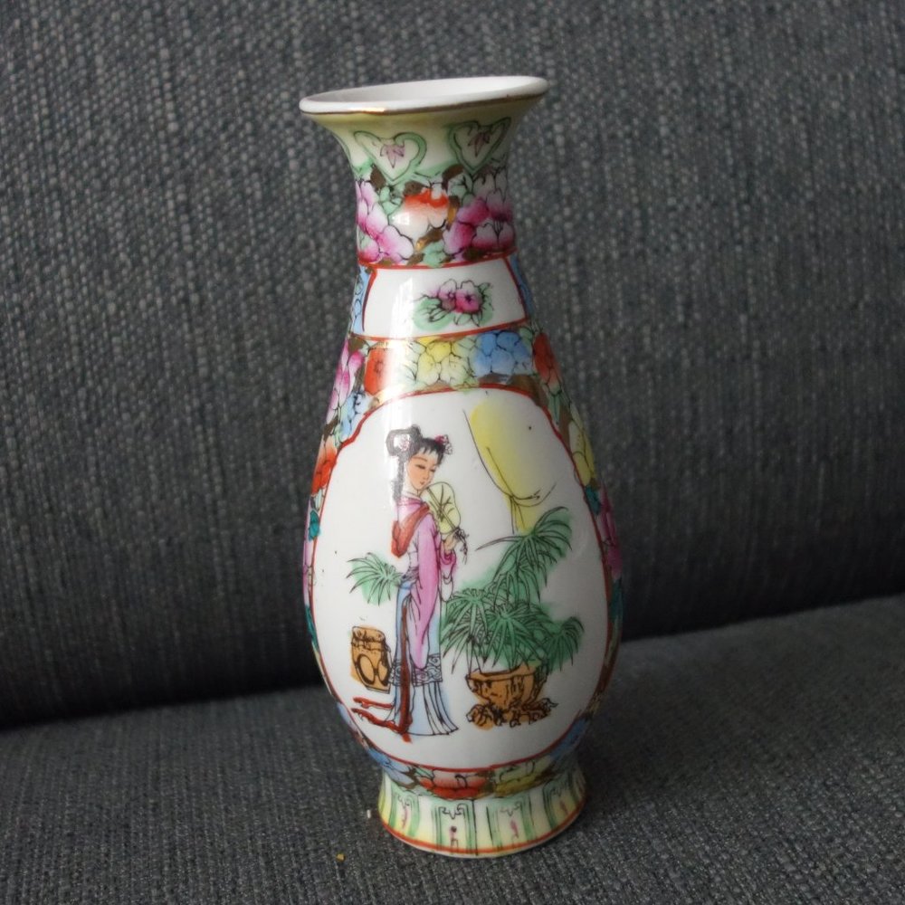 Small 6.5 Inch High Hourglass Shaped Ceramic Flower Vase
